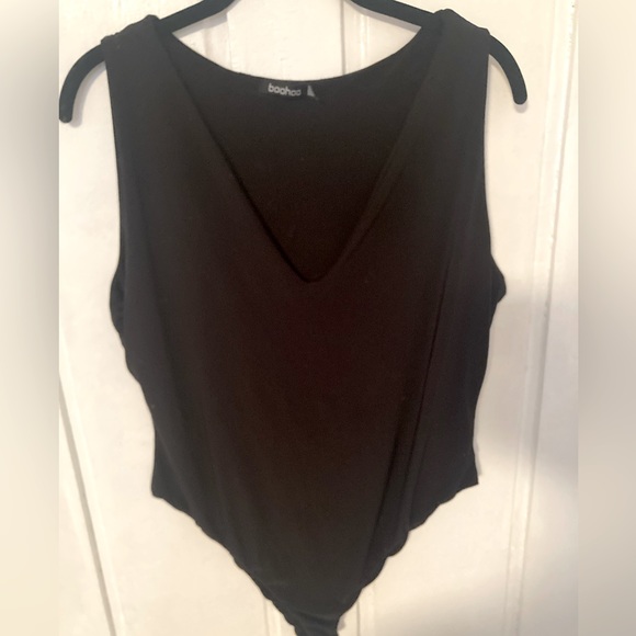Deep V Bodysuit - Picture 1 of 2